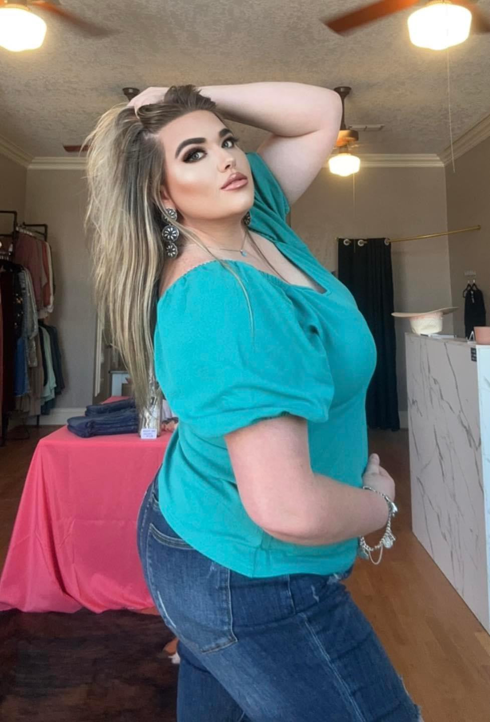 Green Puff Sleeve Top(PLUS)